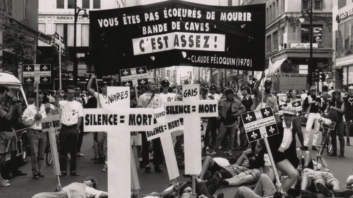 Image d'archive d'une manifestation d'Act Up Montréal.